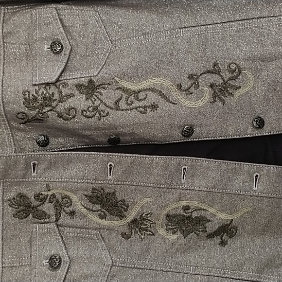 Chico's Gold/Brown Denim Jacket with Embroidery Sz Chico's 1 (Sz 8 or small) - Picture 7 of 14